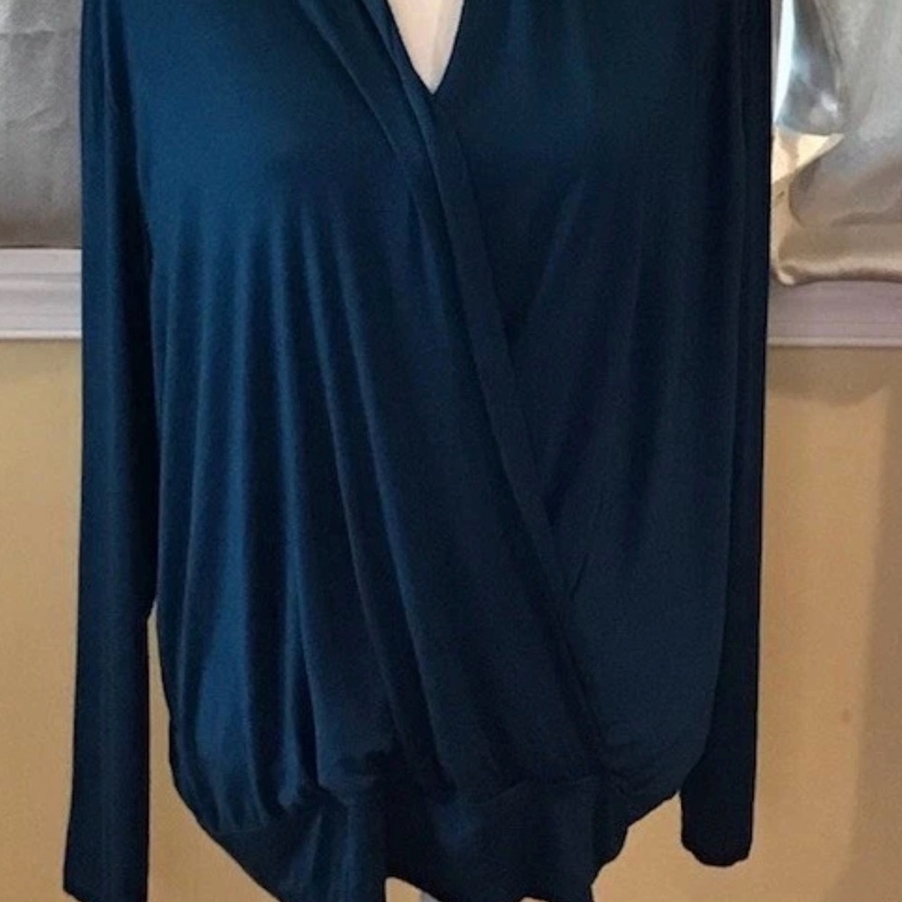 Bellino Clothing Midnight Blue Women's Top